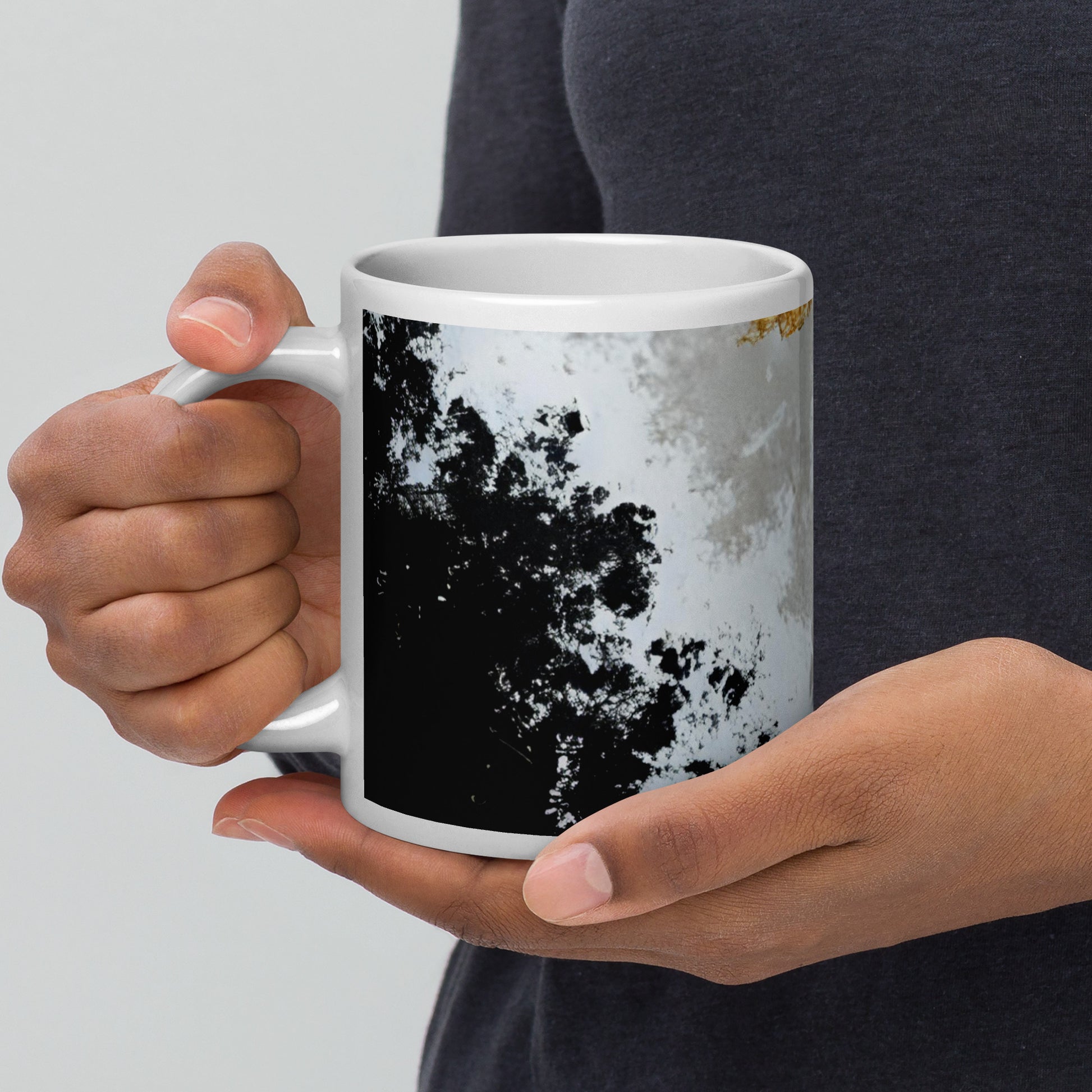 ABSTRACT WAVES White glossy mug - ASHRILEYPRINTS