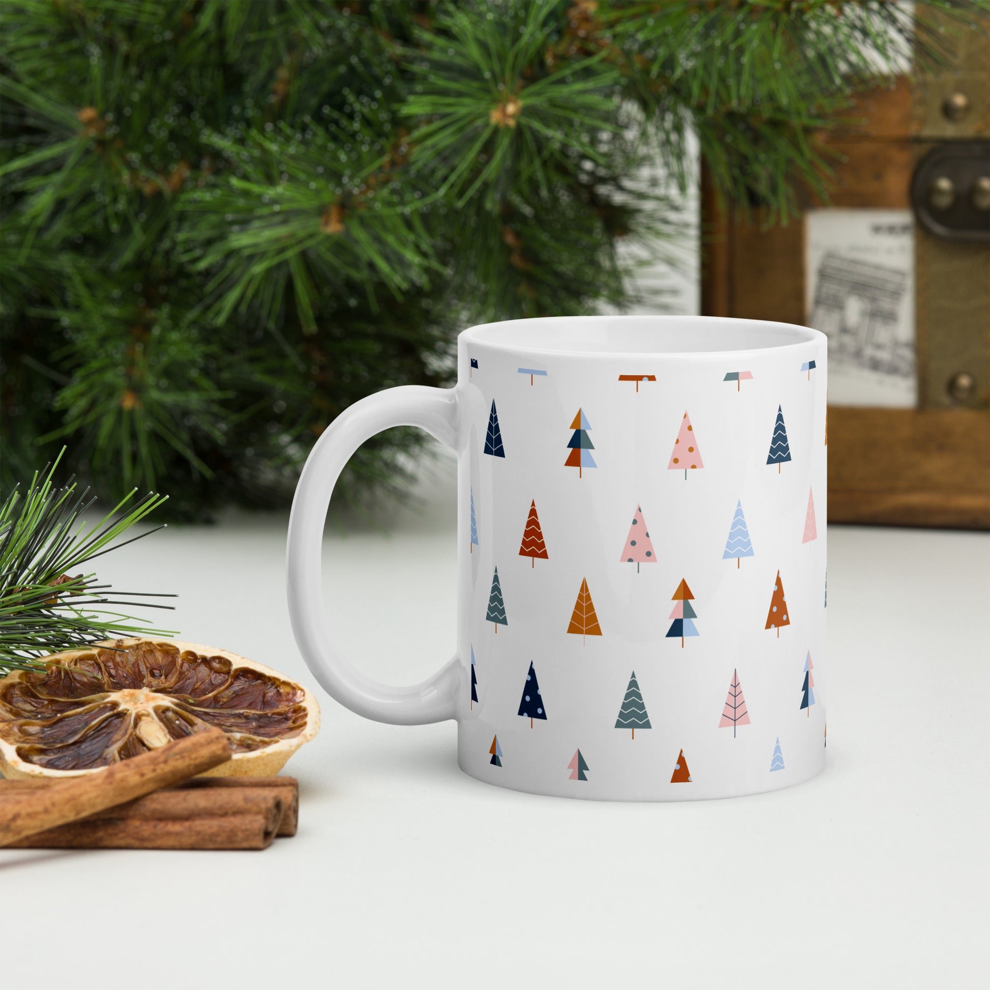 CHRISTMAS TREE White glossy mug - ASHRILEYPRINTS