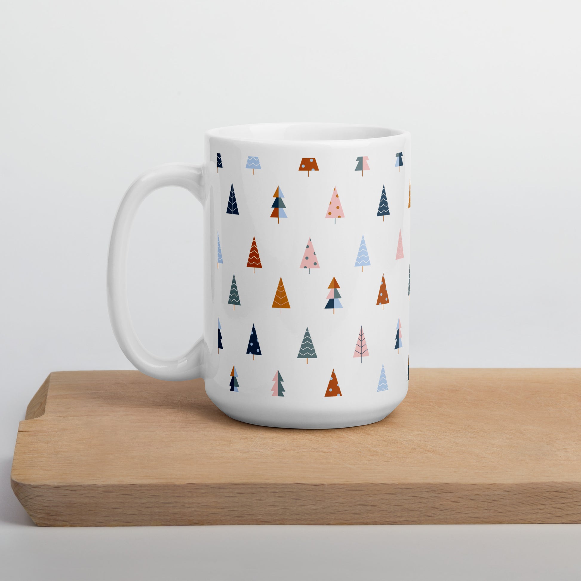 CHRISTMAS TREE White glossy mug - ASHRILEYPRINTS